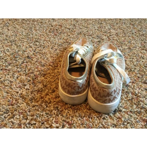 Michael Kors Women's Tan / Gold Lace Up Madeliene - Picture 5 of 8